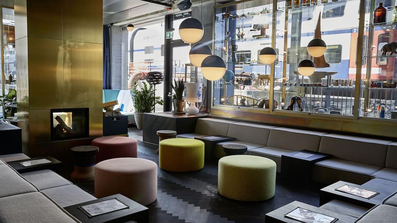 فندق 25 آورز آم هاوبتباهنهوف