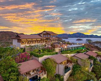 Casa Chameleon Hotel Las Catalinas- Adults Only - Potrero - Building