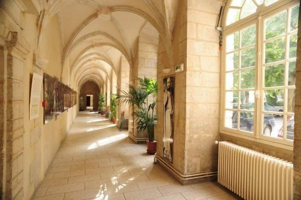 Hotellerie Saint Yves - Chartres - Vista esterna