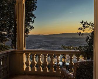 Villa Belvedere in the heart of Chianti - Loro Ciuffenna - Balcony