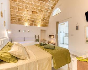 Bilocale con vasca idromassaggio - Presicce - Camera da letto