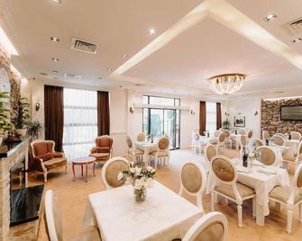 Golden Hotel - Pristina - Restaurante