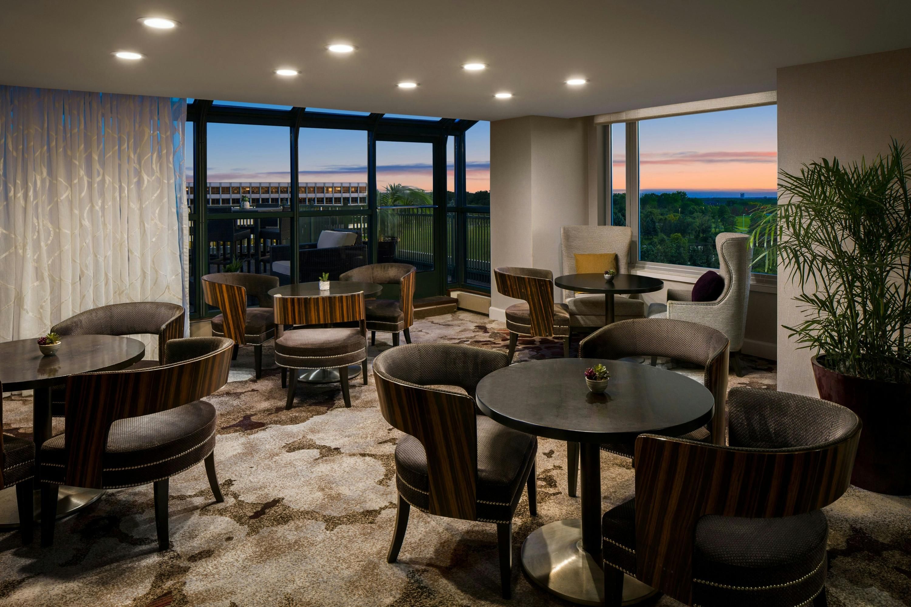 Chicago Marriott Suites Deerfield - Deerfield - Lounge
