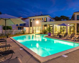 Lagrange Vacances Les Carrelets - Saint-Palais-sur-Mer - Piscine