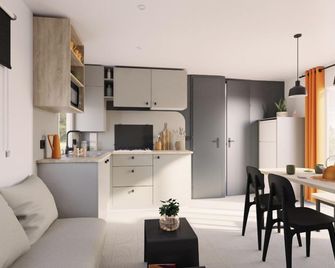 Camping Marina Plage - Vitrolles - Cuisine