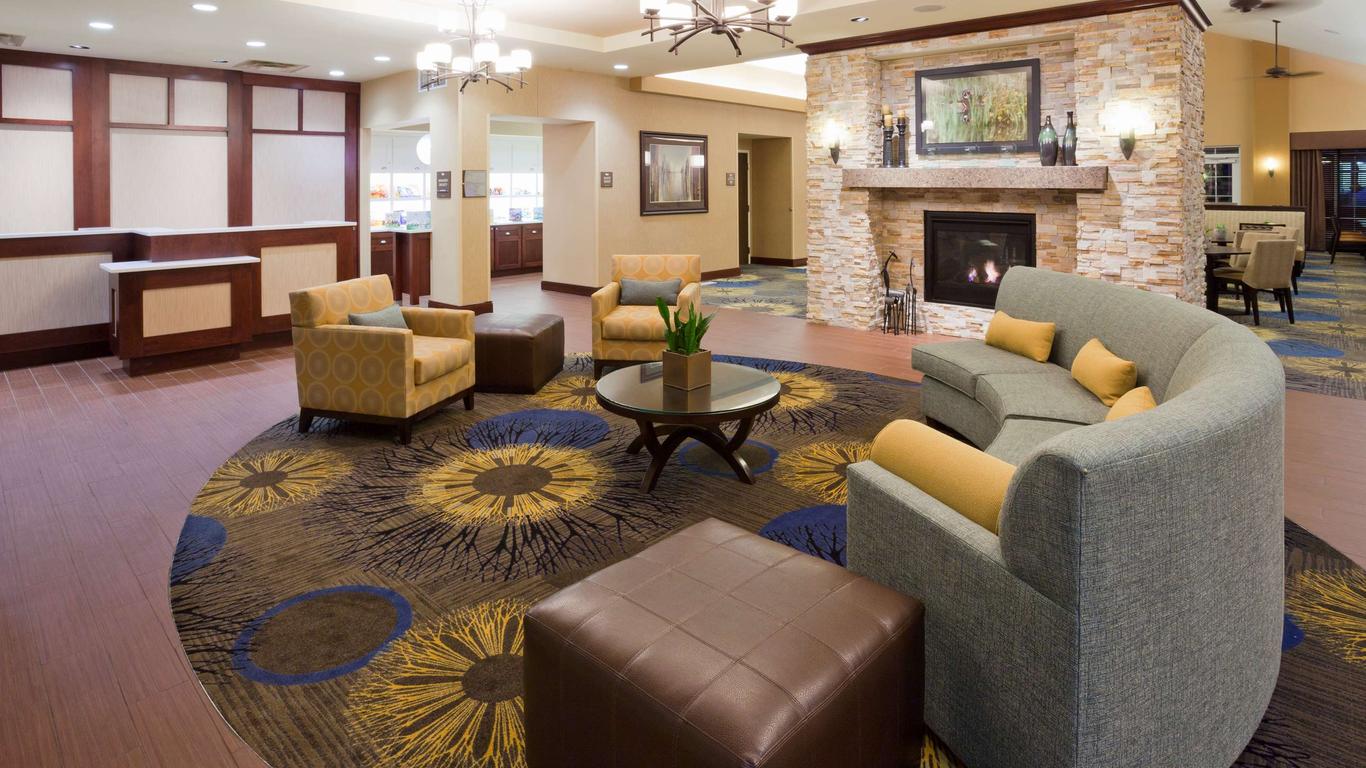 Homewood Suites by Hilton Minneapolis-New Brighton