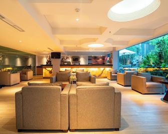 Bintang Kuta Hotel - Kuta - Lounge