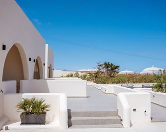 Zaitun Luxury Suites - Karterados - Balkon
