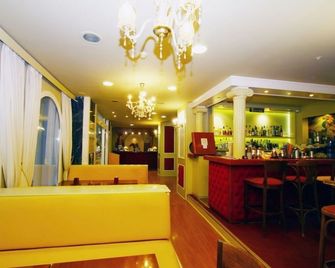 Mantas Seaside Boutique Hotel - Loutraki