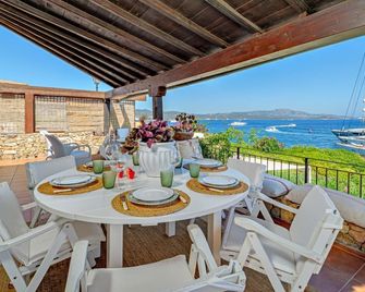 Residenza Rudalza by MMega - Porto Rotondo - Balcón