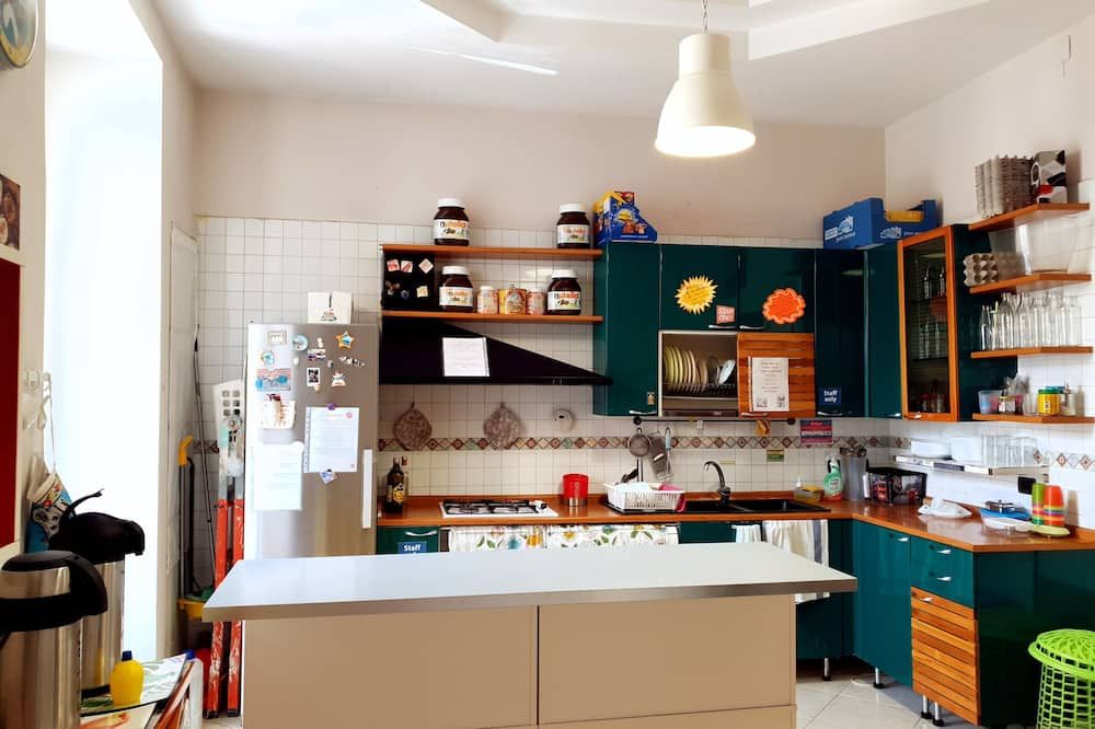 Hostel Mancini Naples - Naples - Cuisine