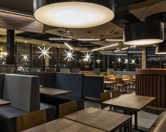 Hôtel & Suites Normandin Lévis - Levis - Restaurante