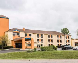 Days Inn by Wyndham Flint/Bishop International Airport - Flint - Bina