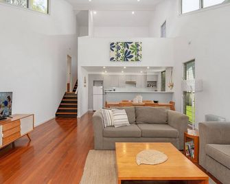 Boathouse 2 Hyams Beach - Hyams Beach - Sala de estar