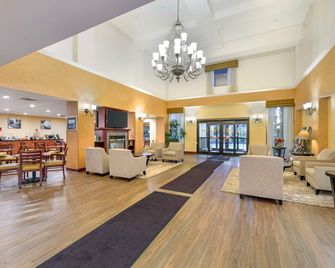Best Western Plus Victor Inn & Suites - Victor - Lobby