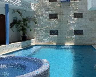 Hotel Marítimo Veracruz - Veracruz - Pool