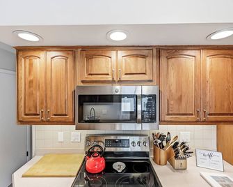 Cozy fully remodeled home in Hermitage. - Hermitage - Кухня
