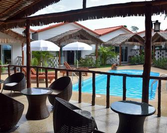 Vivi Bungalows Resort - Rawai - Πισίνα