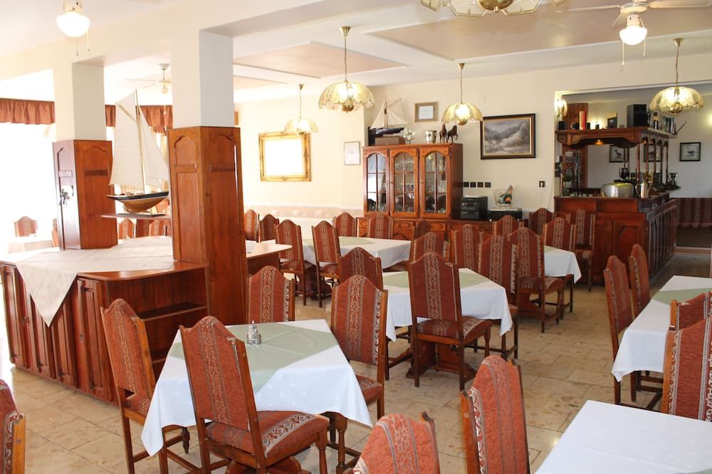 هوتل كينتاور