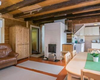 Sirpukka by Interhome - Pieksämäki - Comedor