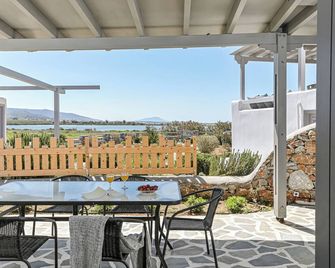 Diamantis Cove Villa on the beach - Mikri Vigla - Balcon