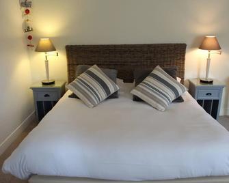 Hotel Des Falaises - Deauville - Yatak Odası