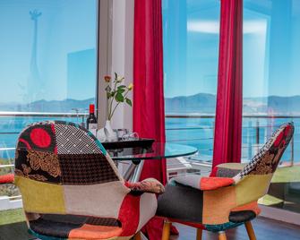 Sea Star Lodge - De Kelders - Balcony