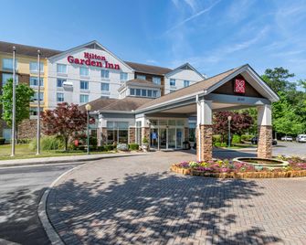 Hilton Garden Inn Atlanta NE Gwinnett Sugar Loaf - דולות' - בניין