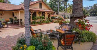 Harbor House Inn - Santa Barbara - Patio