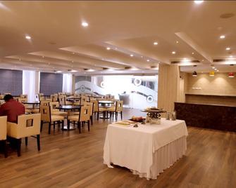 Hotel Krishna Palace , Ayodhya - Faizābād - Restaurante