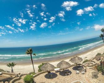 Poco Cielo Hotel - La Misión - Beach