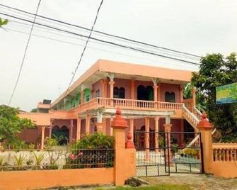 Mutiara Hotel - Lubuk Pakam - Edificio