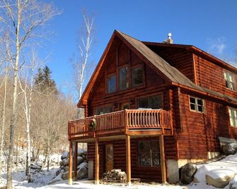 Beautiful new Log Home - Sugarloaf - Kingfield - Building