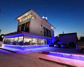 Agz Hotel - Dikili - Budova