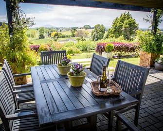 Waitomo Orchard Estate B&B - Otorohanga - Патіо