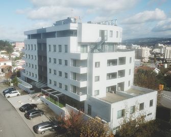 Paredes Hotel Apartamento - Paredes - Building