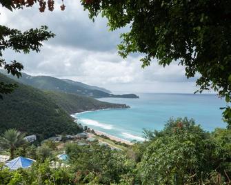Private Luxury Villas - Leonards