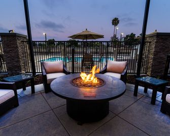 Staybridge Suites Newark - Fremont By IHG - Newark - Balcony