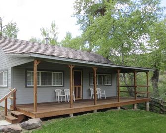 Cozy Cabin in Wapiti Valley - Wapiti