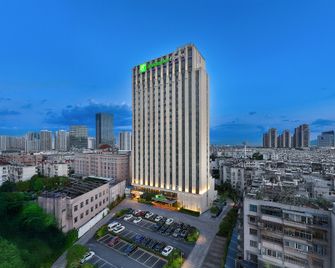 Holiday Inn Express Kunming West By IHG - Kunming - Edificio