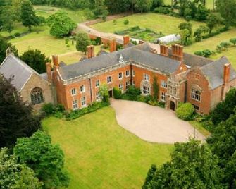 Grafton Manor - Bromsgrove - Gebäude