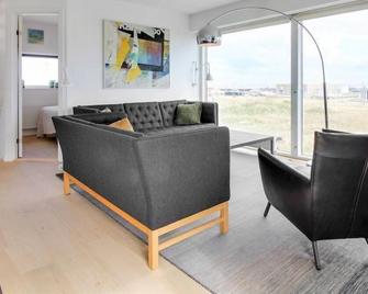 Holiday Home Leto - 2km from the sea in Western Jutland by Interhome - Havneby - Sala de estar