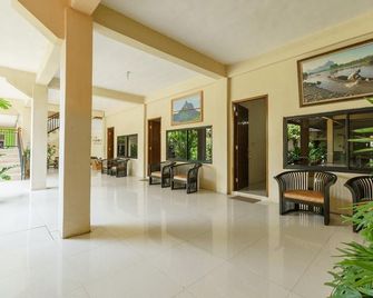 RedDoorz @ Jalan lintas Sumatera Lahat - Lahat - Lobby