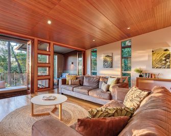 Noosa Residences - Noosa Heads - Living room