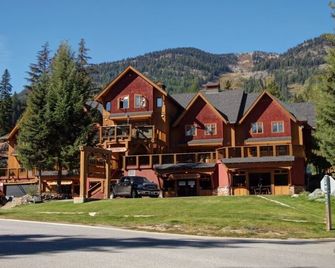 Our Most Affordable And Fantastic Location! - Rossland - Building