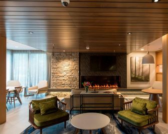 Fairfield Inn & Suites by Marriott Philadelphia Valley Forge/Great Valley - Berwyn - Lounge