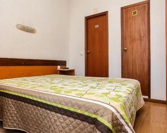 Residencial Aviz - Coímbra - Habitación