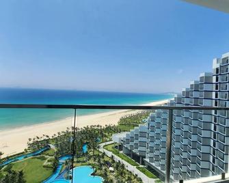 Arena Cam Ranh Ocean View - Cam Ranh - Beach