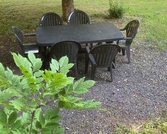 Le Verger de Angèle et Célestin 2 - Neussargues-en-Pinatelle - Patio