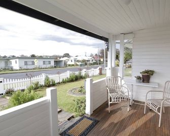 Homely 2-Bed Cottage Near Tenterfield Ce - Tenterfield - Balkon